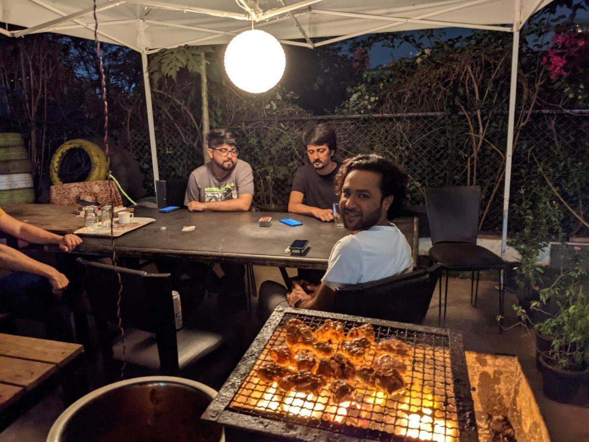Хостел Urban Nomads Pune Riverside Colive Cowork Экстерьер фото