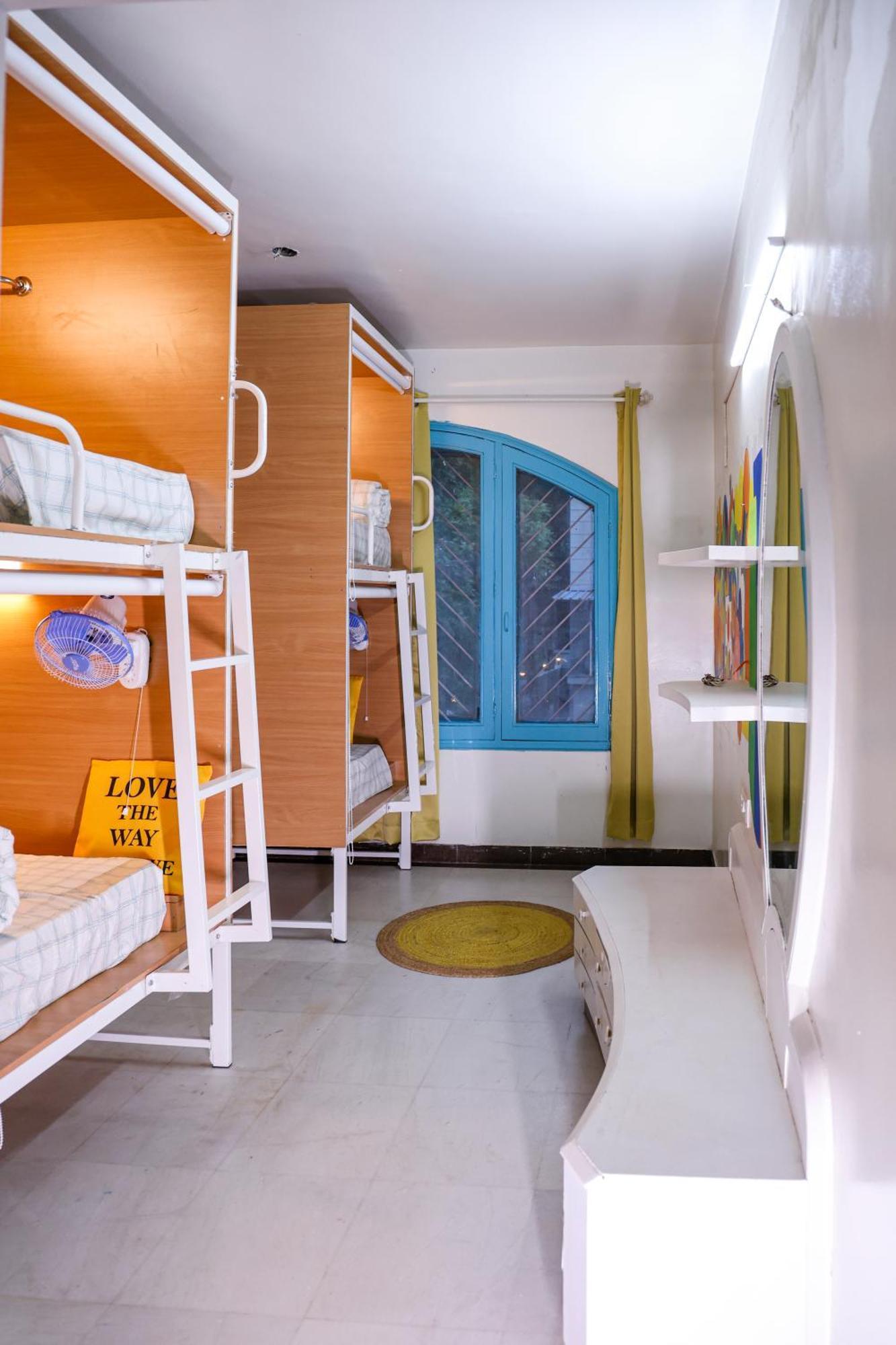 Хостел Urban Nomads Pune Riverside Colive Cowork Экстерьер фото