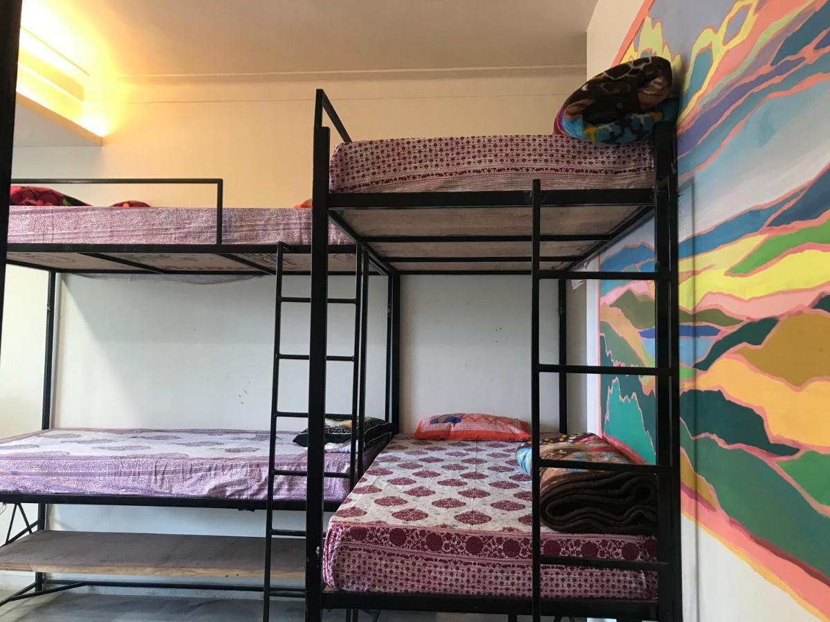 Хостел Urban Nomads Pune Riverside Colive Cowork Экстерьер фото